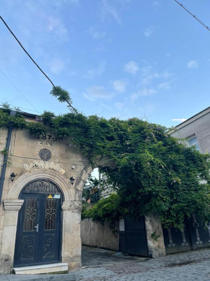 Hotel 1870 Kutaisi Bagian luar foto