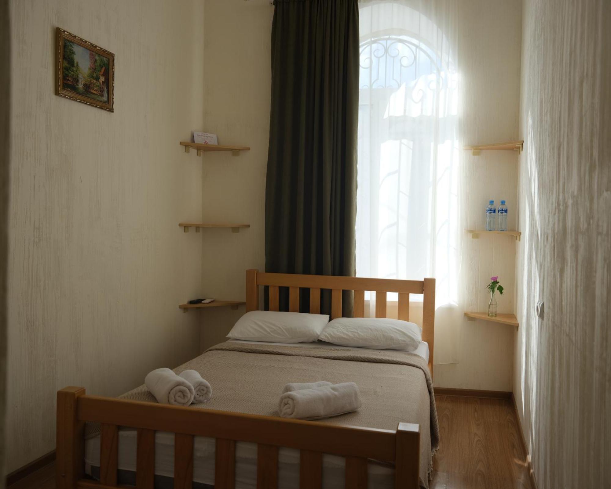 Hotel 1870 Kutaisi Bagian luar foto